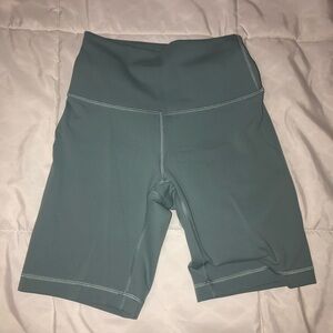 Lululemon Shorts Size 4